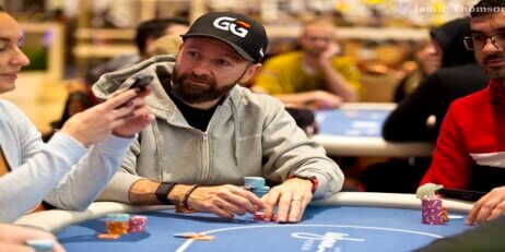 DANIEL-NEGREANU-ESTA-CONSIDERANDO-CONTRATAR-UN-GUARDAESPALDAS-LUEGO-QUE-UNA-MUJER-LOCA-LO-ABORDARA-EN-LA-WSOP