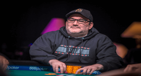 MIKE-MATUSOW-EN-UNA-RIDICULA-APUESTA-PARALELA-DE-GANANCIAS-POR-MAS-DE-50.000-EN-LA-WSOP