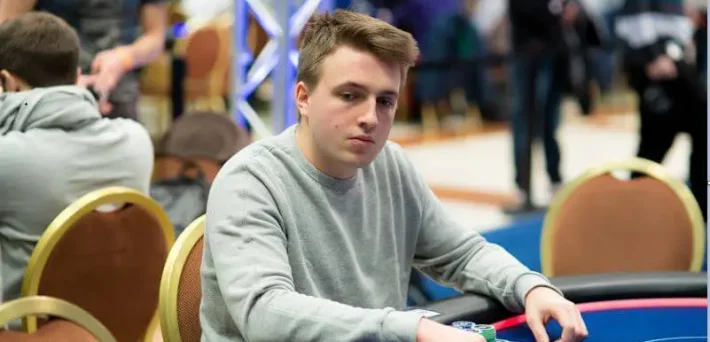 REPORTE DE MTT – €UROP€AN DERROTA A SMILLETHHERO EN EL TITANS EVENT