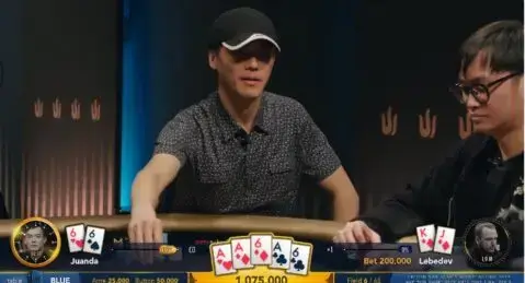 MANO DE POKER DE LA SEMANA – ¡SERGEY LEBEDEV LE HACE UN FAROL ÉPICO A JOHN JUANDA!