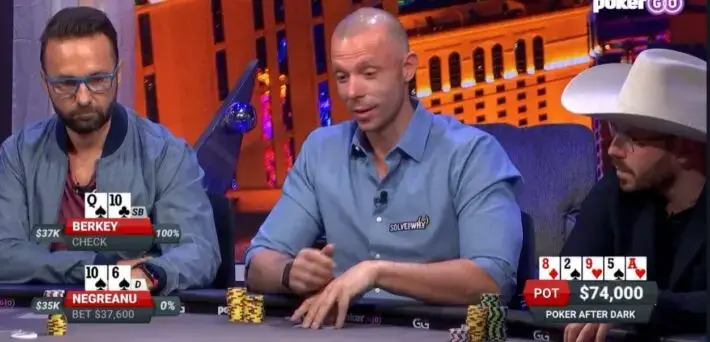 MATT BERKEY INSULTA A DANIEL NEGREANU LLAMÁNDOLO “MALDITO HIPÓCRITA”