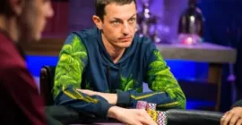 TOM DWAN INTENTA CHANTAJEAR A HARALABOS VOULGARIS