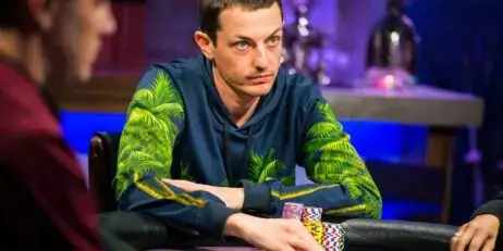 TOM DWAN INTENTA CHANTAJEAR A HARALABOS VOULGARIS